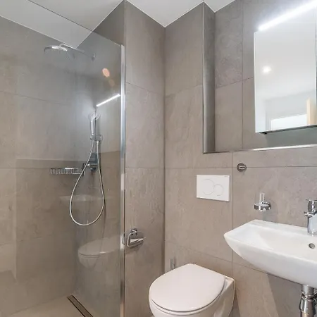 Apartament Mit Gemeinschaftsbad