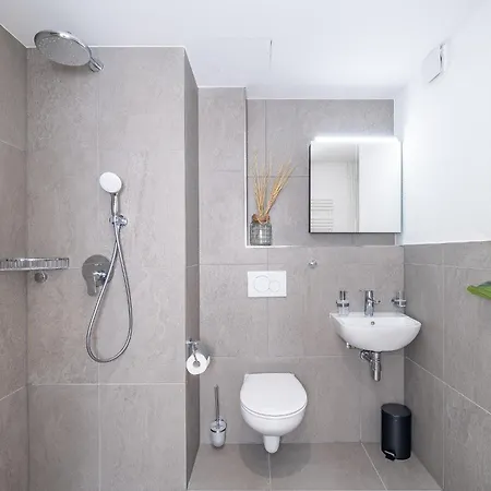 Mit Gemeinschaftsbad Apartament